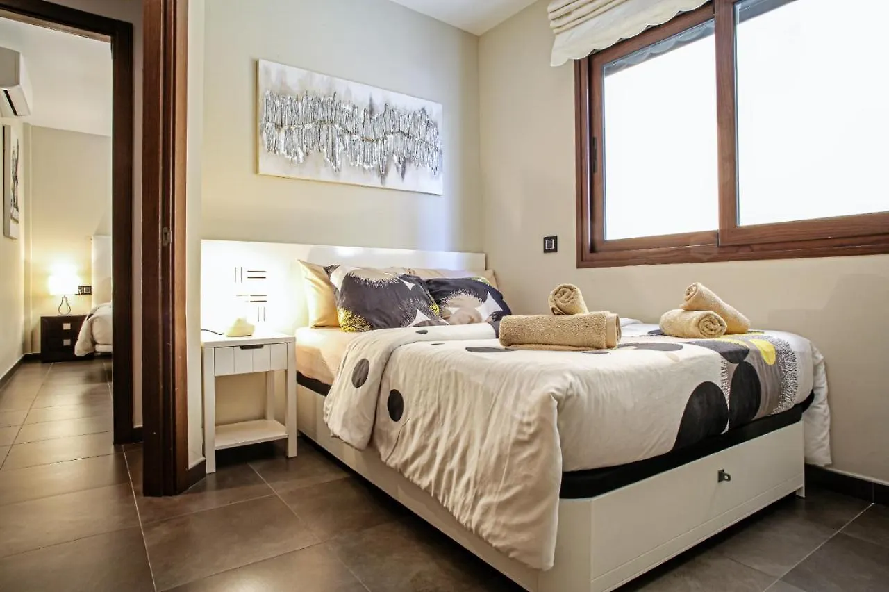 Apartments Alba 厄尔梅达诺